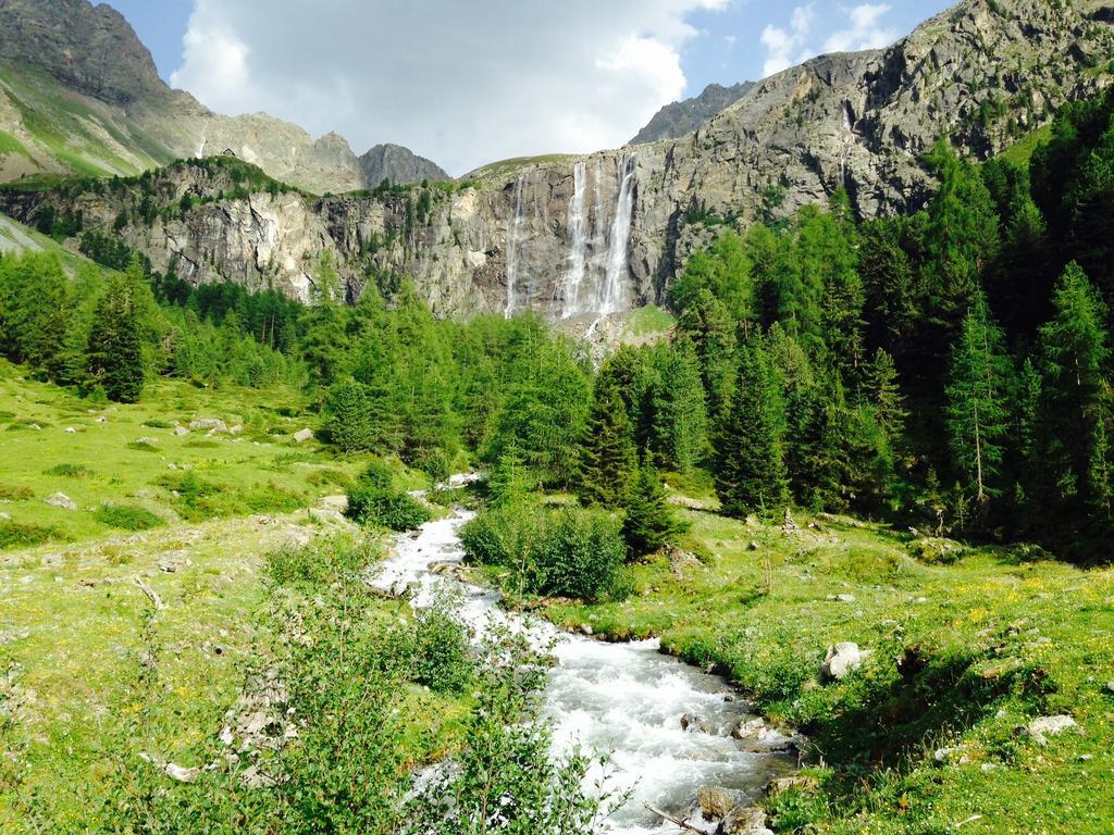 Active Apart Central Ried im Oberinntal Dış mekan fotoğraf
