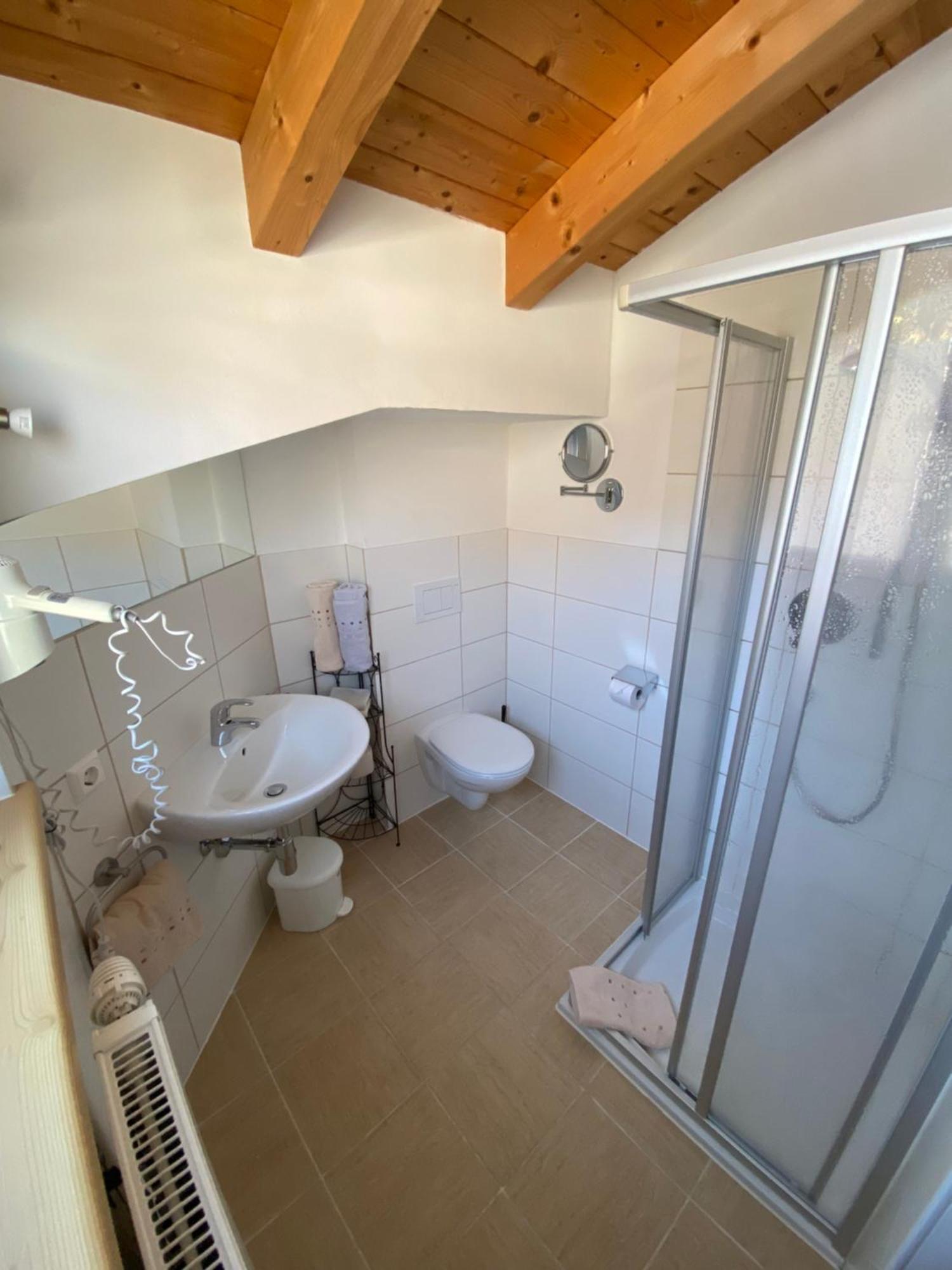 Active Apart Central Ried im Oberinntal Dış mekan fotoğraf