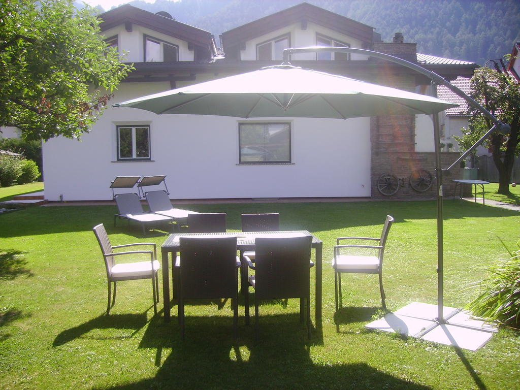 Active Apart Central Ried im Oberinntal Oda fotoğraf